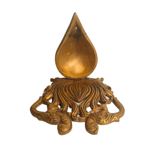 Brass Traditional hanging Diya / Deepak / Oil Lamp with bell, Height 7 Inches (Total height including the bell) (₹2100)
