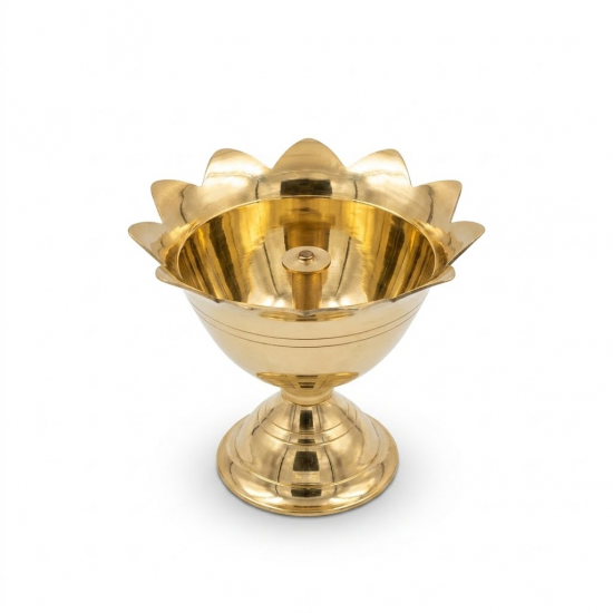 Brass Devdas oil lamp / Diya / deepak For Pooja, Pital Jyot table diva, Height 4.5 Inches (₹765)