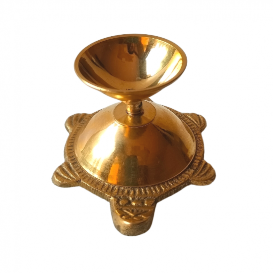 Brass Shankh Stand Kachua/Turtle shape, Height 1 Inch (₹180)