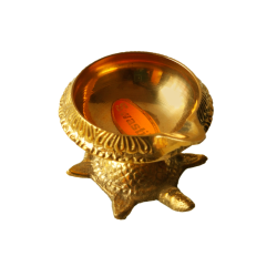 Brass Vastu Kuber Kachua Diya/ Oil Lamp on Tortoise, Height 2 inches (₹200)