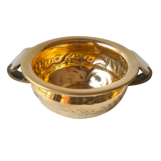 Brass Urli/ Uruli with Handle for Home Decor/cooking, Diameter 4.5 Inches (₹700)