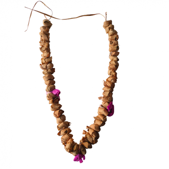 Chandan Haar for Photo 11 Inch (₹80)