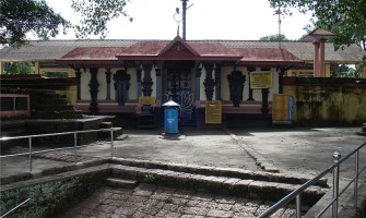 Thirunavaya Temple